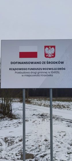 Tablica informacyjna budowy drogi Krasówka